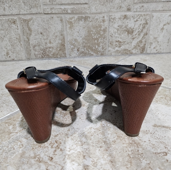 Tommy Hilfiger Women’s 8M Black Leather Wedge Sandals Brown Platform Heels Y2K - Picture 4 of 8